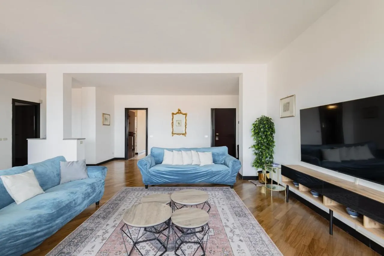 Easylife - Elegante Attico 2 Min Da Parco Sempione Apartment Milan Italy