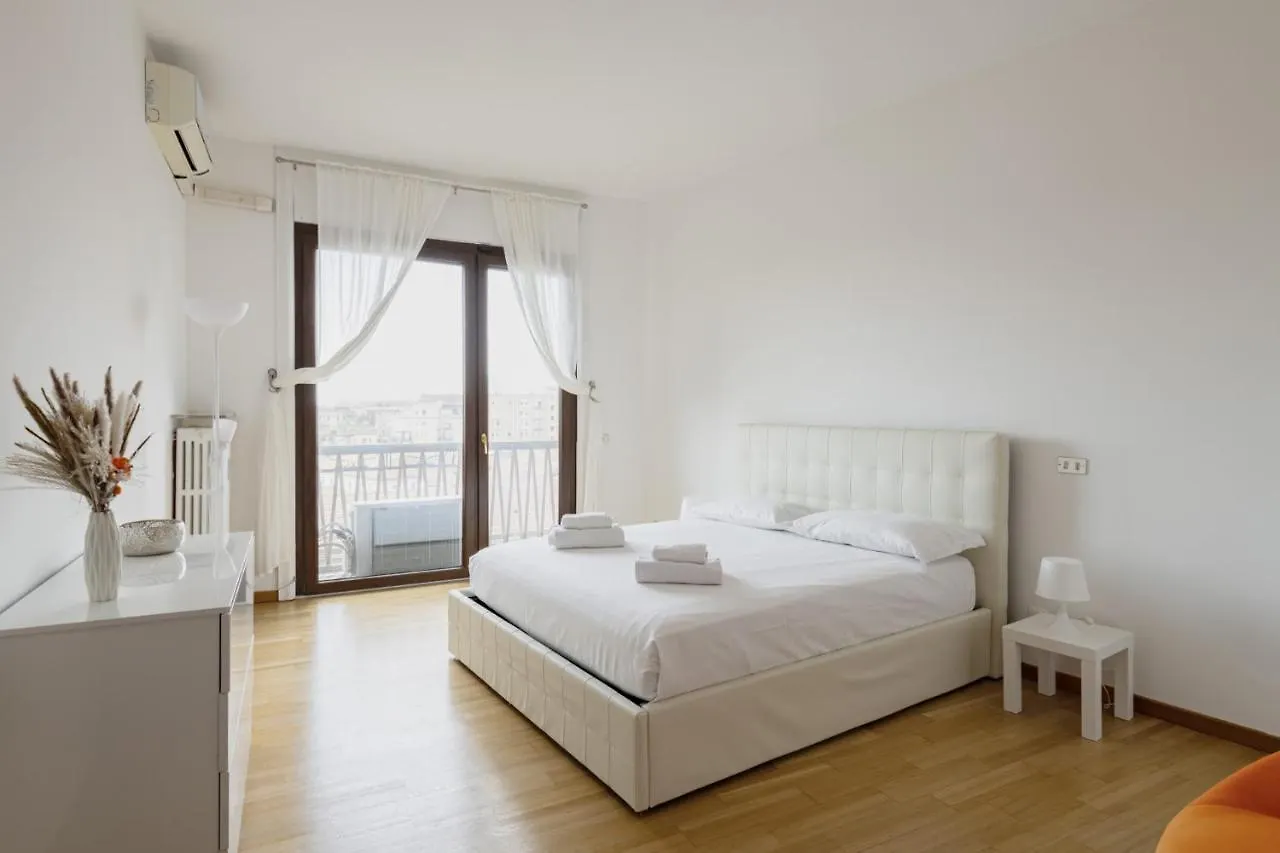 Easylife - Elegante Attico 2 Min Da Parco Sempione Apartment Milan Italy