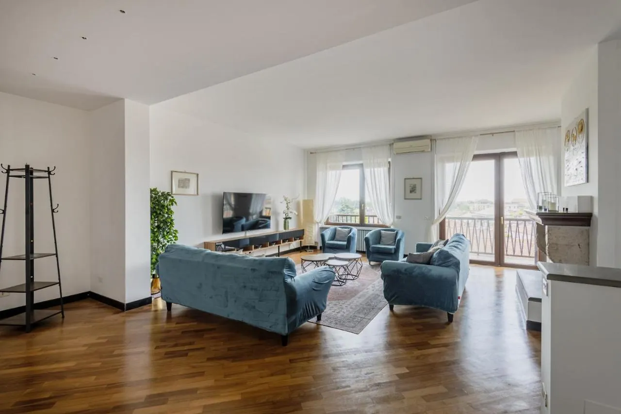Easylife - Elegante Attico 2 Min Da Parco Sempione Apartment Milan