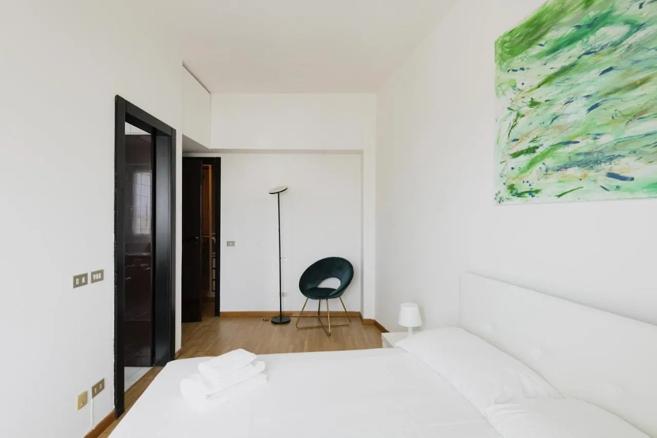 Easylife - Elegante Attico 2 Min Da Parco Sempione Apartment Milan